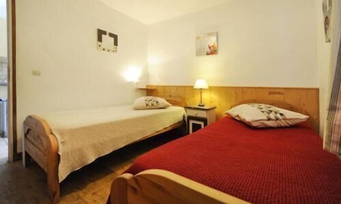 Le Bettaix Apartamento | 1.o piso, sauna, balcón, parking, tv, local para esquís, 60m², Les Menuires