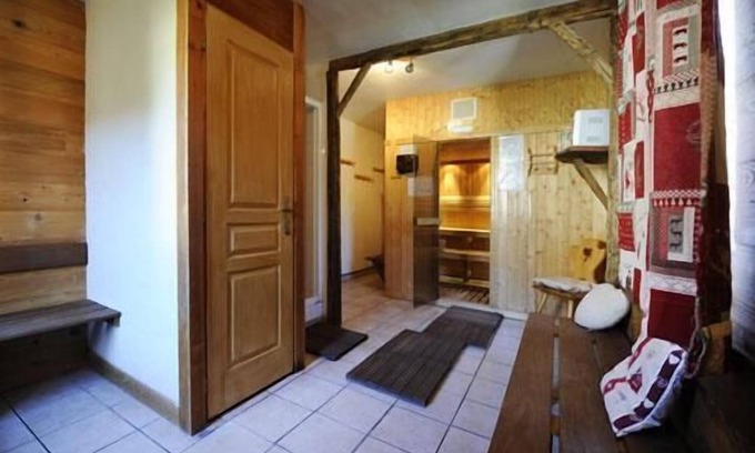 Le Bettaix Apartamento | Planta baja, sauna, balcón, parking, tv, local para esquís, 120m², Les Menuires