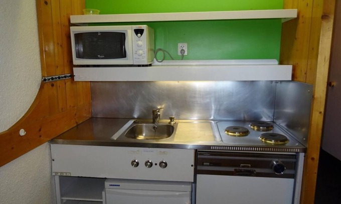 Arc-1800 Apartamento | 100m del centro estación, 8.o piso, vista montaña, balcón, tv, 30m², Les Arcs
