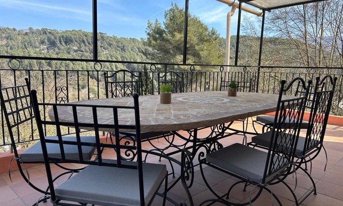 Contes Casa | 100m2 house 15 km from Nice, air conditioning and wifi