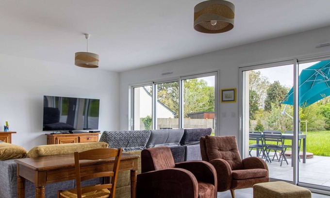 Pleherel-Plage-Vieux-Bourg Casa | 101 - 4-room house 1km from Les Sables-D'or beach.