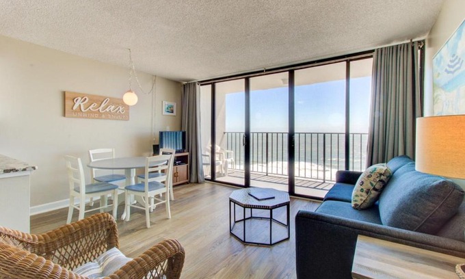 Wilmington Beach Apartamento | 1010 Relax, Unwind, Enjoy by Atlantic Towers