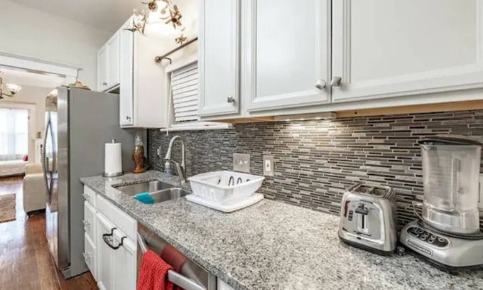 St. Louis Apartamento | Delmar Loop- Location-LocationWash U plus CABLE 3