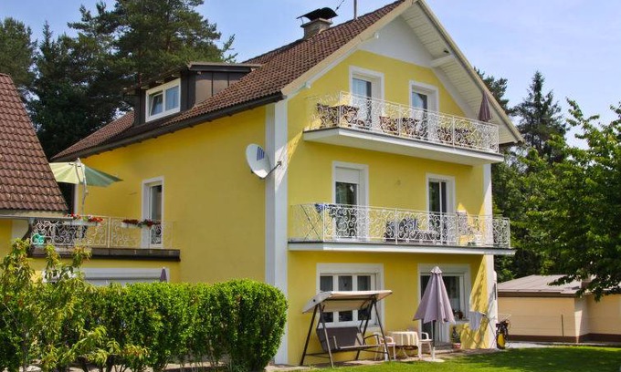 Velden am Worther See Apartamento | 107 m² Apartamento ∙ 3 habitaciones ∙ 7 personas