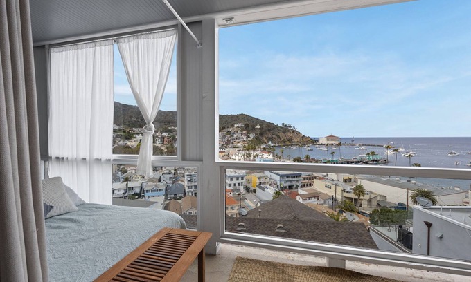 Avalon Casa | 108MT#2 - Prime location on the hillside of Avalon overlooking harbor W/GOLF CA