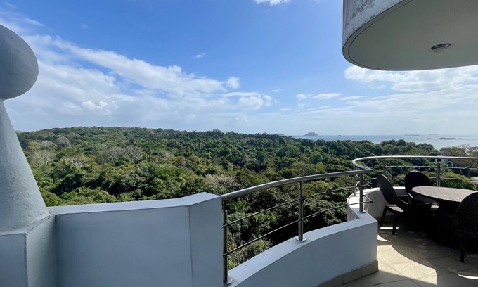 Playa Bonita Village Apartamento | 10G Perfect 2 Bedroom with Ocean and Jungle Views