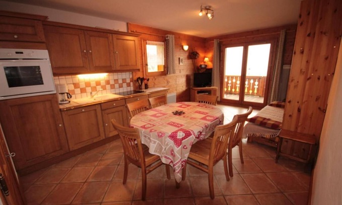 Bisanne 1500 Apartamento | Planta baja, vista excepcional, terraza, parking, tv, local para esquís, 45m², Les Saisies