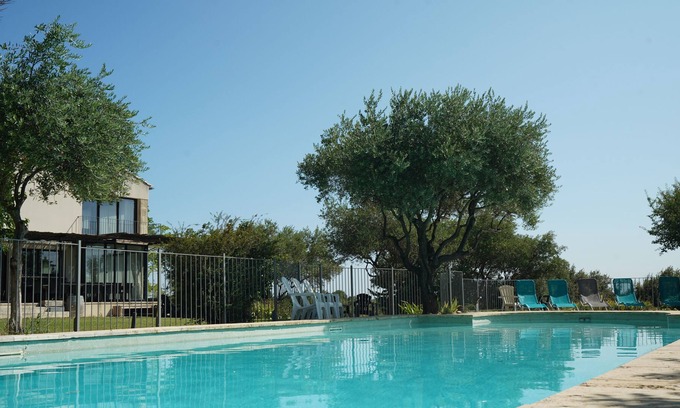 Tavel Villa | 10min from Avignon, La Villa d'Ambre - Domaine de la Mordorée, Tavel, 8 people max