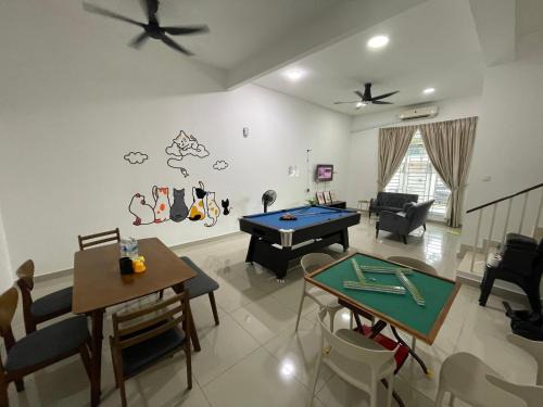 Taman Mount Austin Casa | 11 Austin 5mins to AICC Long Sing HeLiXuan Yi Jia PeiKin Restaurant Opposite HSI