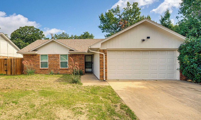 Denton Casa | 11 Mi to Lewisville Lake: Family Home in Denton