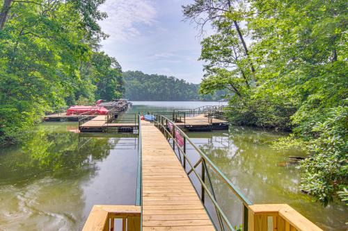 Mill Spring Casa | 11 Mi to State Park Home with Dock in Mill Spring!