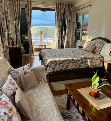 Karsiyang Casa | 11 Monteviot: Luxury homestay overlooking a tea estate