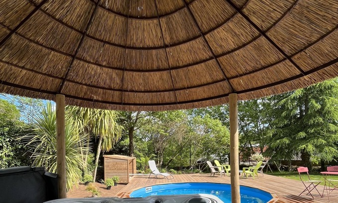 Quistinic Cabaña | Gîte du Placello jacuzzi sauna and swimming pool