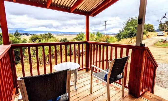 Pauma Valley Cabina | #11. The Luminous Lodge - Remodeled Cabin W/ Valley Views