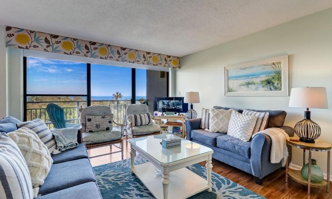 Fernandina Beach Casa | 1108 Beach Walker