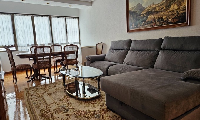 Distrito Sur Apartamento | 110A Amplio apartamento 3 dormitorios Gijón