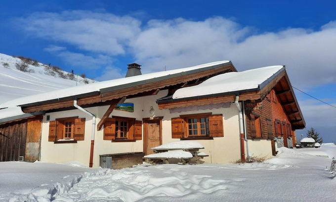 Hirmentaz Chalet De Esquí | Chalet de 110m2, 4 estrellas, nuevo, confortable, en el corazón de la pradera.