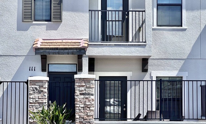 Haines City Casa | 111KB: 2 Bedroom Townhome in Balmoral Resort - Water Park, Pool, Game Room, Bar/Grille