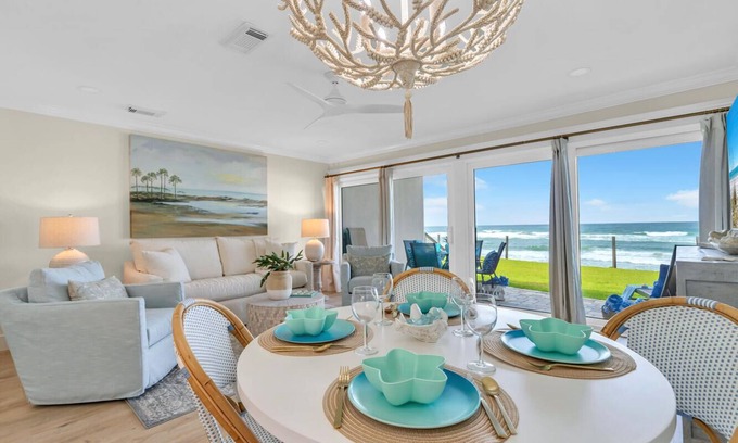 Lakeside at Blue Mountain Beach Condominio | 113 | Gulf Front Blue Mountain Beach Luxe Condo!