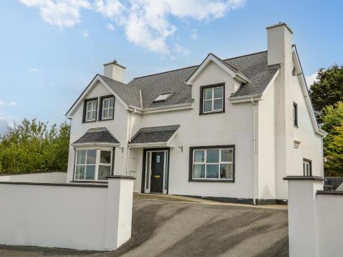 Buncrana Casa | 12 Hillview