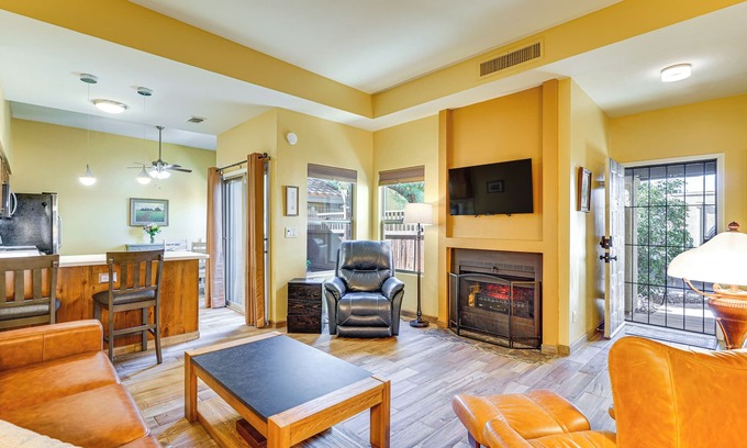 Gatewood Ranch Casa | 12 Mi to Dtwn Tucson: Tranquil Townhome w/ Office
