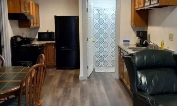 Port Matilda Apartamento | 12 minutes to PSU - 1st Floor Apartment