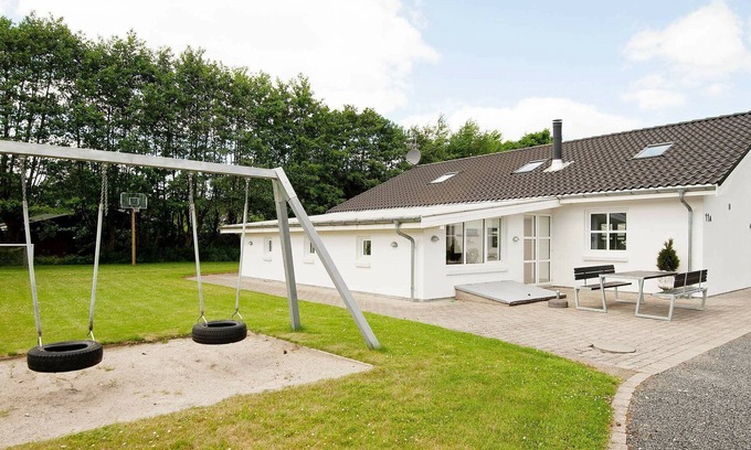 Lystrup Casa | Casa de vacaciones contemporánea en Egå con piscina