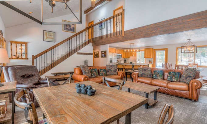 Deer Park Casa | 12 sharc passes, game room, hot tub, Perfect family home, foosball, two story