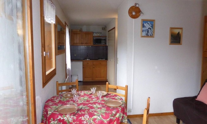 Les Houches Apartamento | 2.o piso, balcón, parking, tv, local para esquís, 21m², Les Houches
