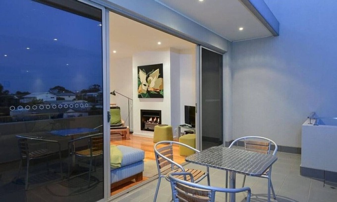 McCracken Casa | 13 Alexander Street McCracken