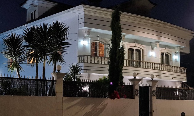 Arnal Casa | 13 Bedrooms Villa☆☆☆☆☆(25-45 Guests)
