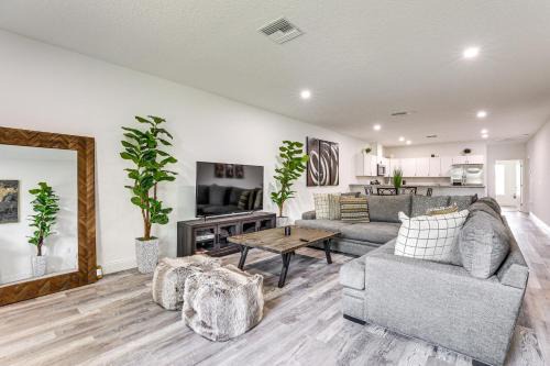 Memphis Apartamento | 13 Mi to Beaches Pet-Friendly Condo in Palmetto!
