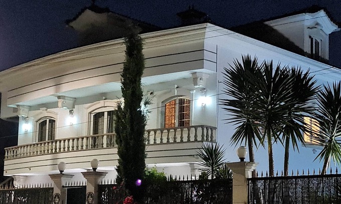 Arnal Casa | 13 Rooms Luxury Villa ( 25-50 Guests ) by Silver Village Residence
