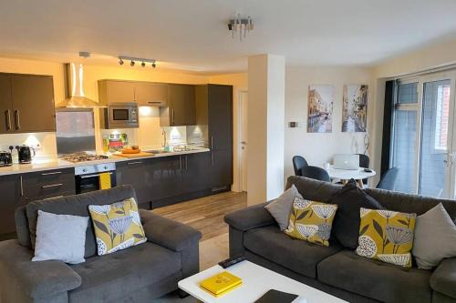 Newmarket Apartamento | 13 The Grosvenor, luxury flat, central Newmarket,
