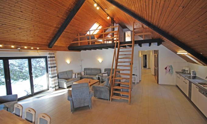 Immerath Apartamento | 130 m² Apartamento ∙ 5 habitaciones ∙ 12 huéspedes