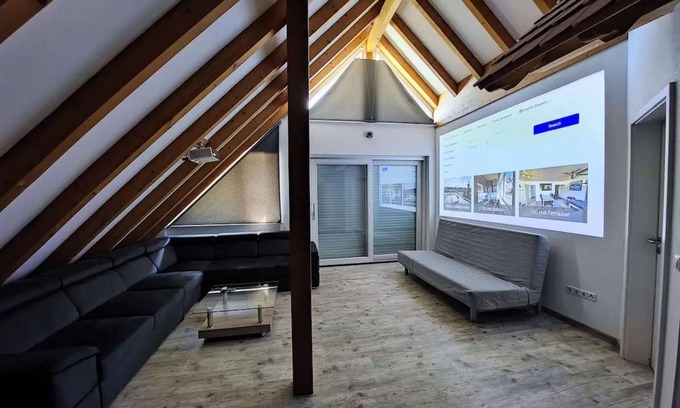 Busenbach Apartamento | 130" SAT-TV Laser Projector Sound balcony 2parking