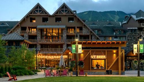 Stowe Area Complejo | 1315 STUDIO The Lodge At Spruce Peak 3rd floor By Stowe Mountain Rentals