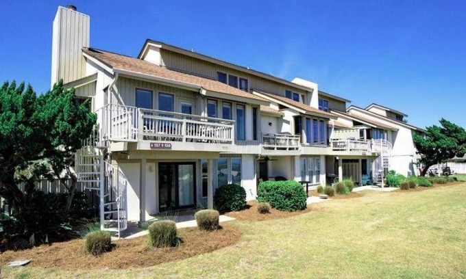 Saint Helena Island Casa | 137 Capt John Fripp Villa