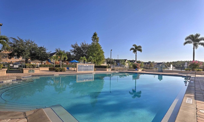 Venetian Bay Villages Condominio | 14 Mi to Disney World: Kissimmee Condo w/ Perks!
