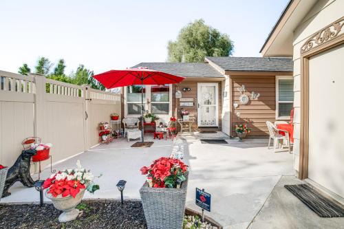 Nampa Casa | 14 Mi to Meridian Water-View Retreat with Patios!