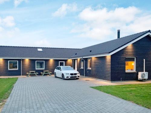 Houvig Casa | 14 person holiday home in Ringk bing