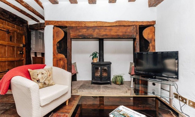 Henley-on-Thames Cabaña | 1400Cottage – An enchanting unique stay