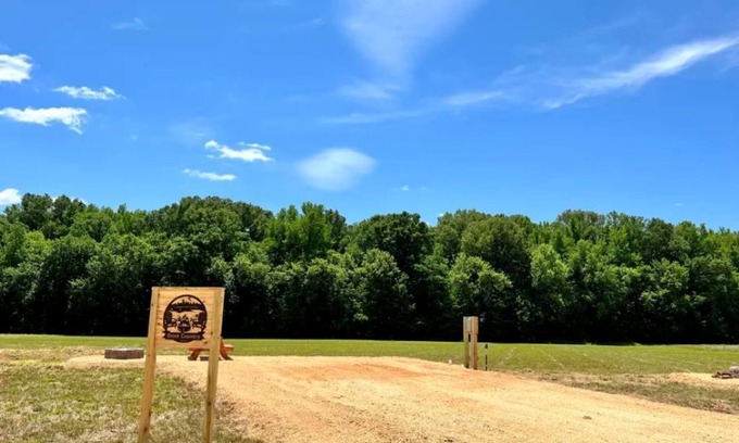 Flatwoods Alquiler De RV | 142B TRI-STAR TRAVELS SITE 17