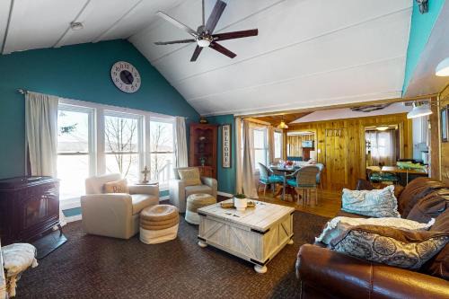 Winthrop Casa | 144 Heritage Woods Lane
