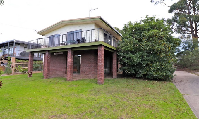 Mallacoota Casa | 15 Brady Street, Mallacoota