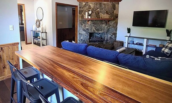 Greenville - Spartanburg Casa | 15 Fisher's Paradise on Lake Saluda w Boat Ramp