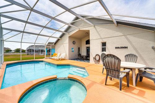 Tivoli Manor Casa | 15 Mi to Disney Home with Pool and Lanai in Davenport