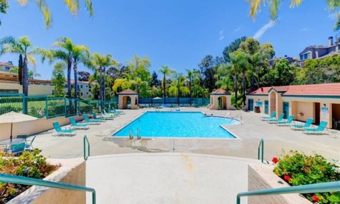 University City Casa | 15 Min driving to La Jolla Shore, Del Mar Beach, Torrey Pines State Reserve, UC