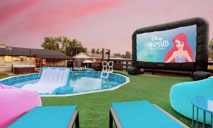 Berkley Casa | 15 min to Denver/Spa/Bar/Pool/Volleybal/Pickleball