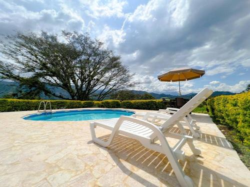 Andes Casa | 15 mins to Jardín Spacious & Convenient House